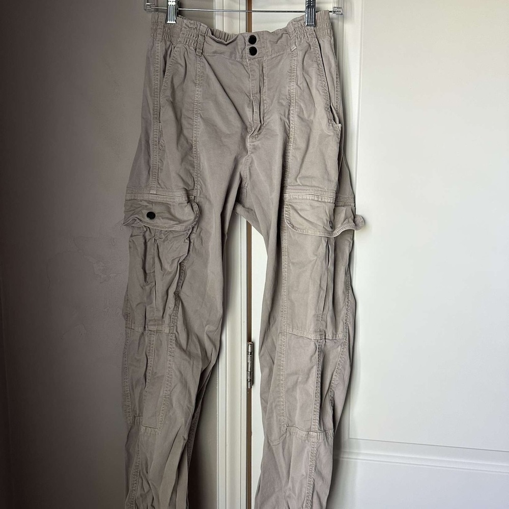 Women’s Cargo Pant!